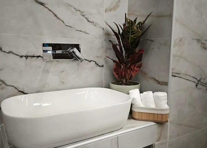 Luma Retreat カストリア